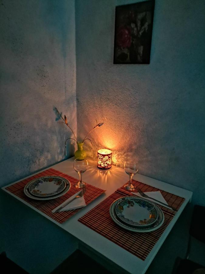 Frasta'S Rose Apartment Plaka  Luaran gambar